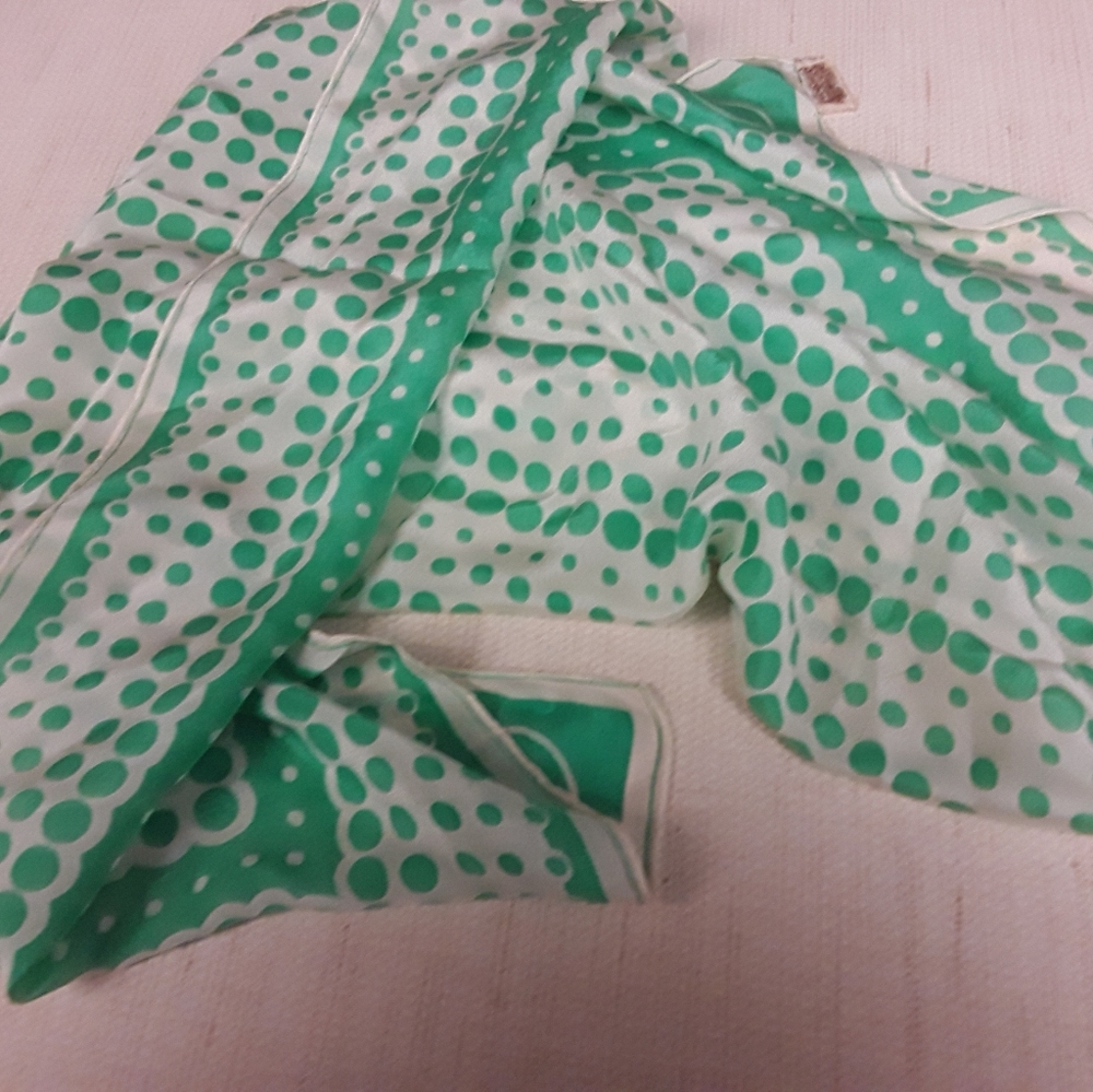 Green Polka Dot Vintage Silk Scarf Baar C Beards